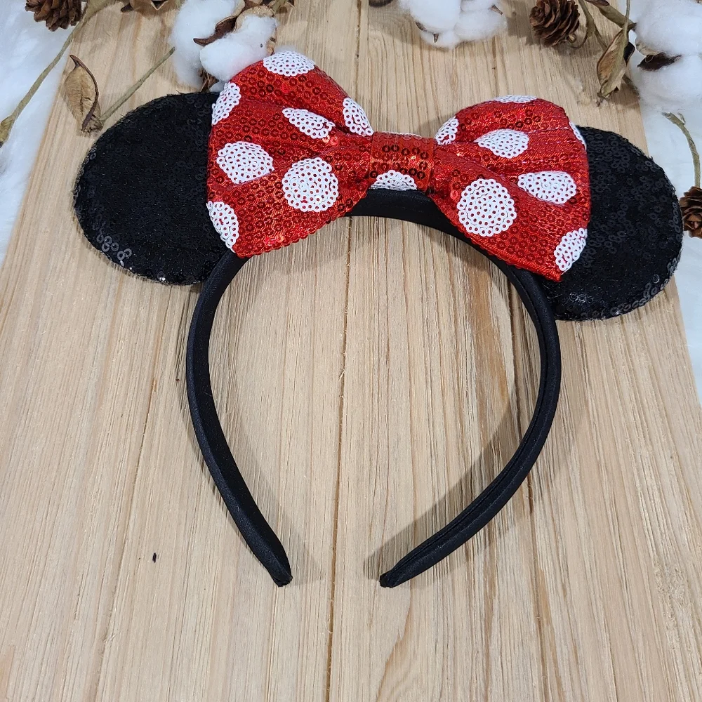 🐭🐭NEW🐭🐭ADORABLE!! MINNI MOUSE EARS Headband in RED